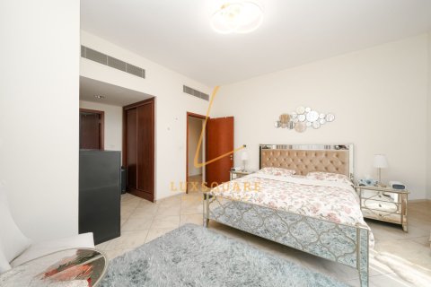 Apartmen di Motor City, Dubai, UAE 2 bilik tidur, 182 meter persegi № 753925 - foto 13