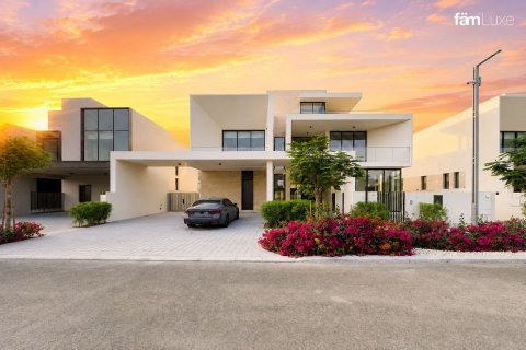 Dubai Hills Estate、Dubai、UAEにあるヴィラ 5ベッドルーム、649 m2 No739107