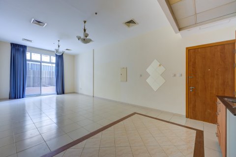 Appartement te koop in Dubai, VAE 1 slaapkamer, 128 vr.m., nr 695991 - foto 2