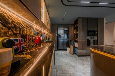 Apartamento en venta en Jumeirah Islands, Dubai, EAU 3 dormitorios, 225 m2 № 695987 - foto 5