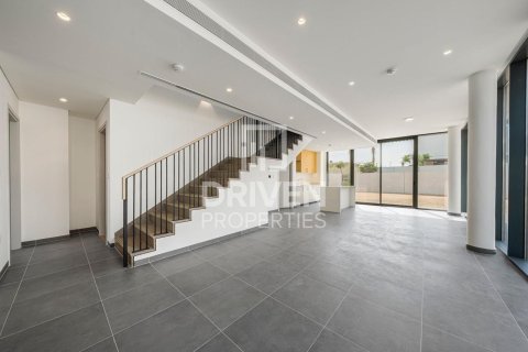 Villa in Arabian Ranches 3, Dubai, UAE 5 bedrooms, 420.01 sq.m. № 746130 - photo 2