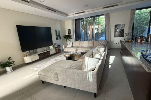 خانه شهری برای اجاره در Motor City، Dubai، امارات متحده عربی 3 خوابه ، 239 متر مربع ، شماره 718597 - تصویر 1