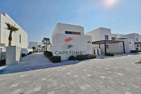 Vilë në Yas Island, Abu Dhabi, Emiratet e Bashkuara Arabe 3 dhoma gjumi, 325 m2. № 604594 - Foto 1