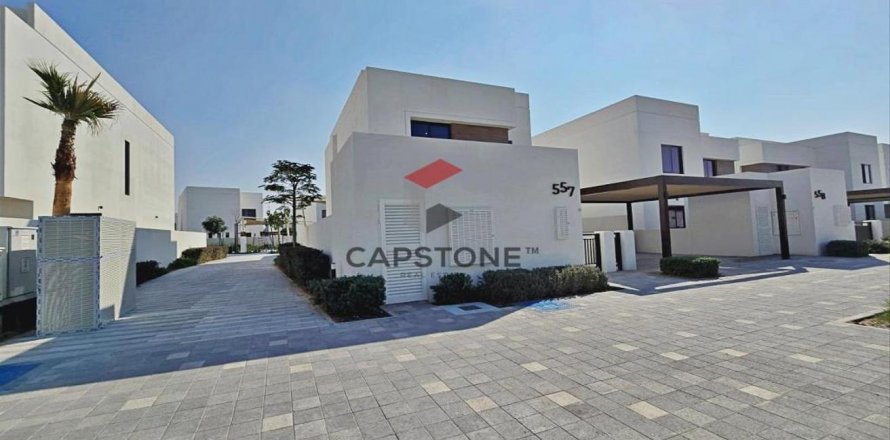 Vilë në Yas Island, Abu Dhabi, Emiratet e Bashkuara Arabe 3 dhoma gjumi, 325 m2. № 604594