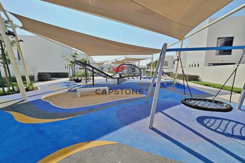 Vilë në Yas Island, Abu Dhabi, Emiratet e Bashkuara Arabe 3 dhoma gjumi, 325 m2. № 604594 - Foto 3