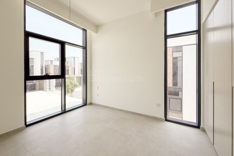Shtëpi në qytet në Mudon, Dubai, Emiratet e Bashkuara Arabe 4 dhoma gjumi, 299 m2. № 726425 - Foto 11