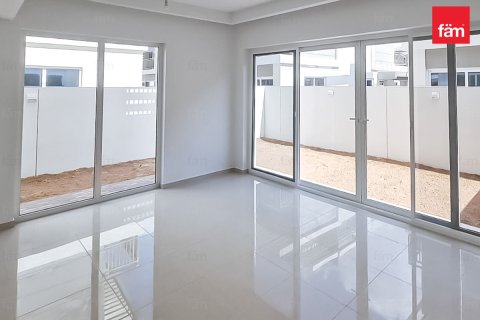 Villa en alquiler en Dubai, EAU 4 dormitorios, 170.2 m2 № 703680 - foto 2