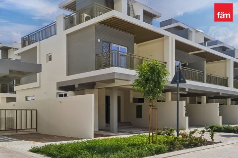 Villa en alquiler en Dubai, EAU 4 dormitorios, 170.2 m2 № 703680 - foto 11