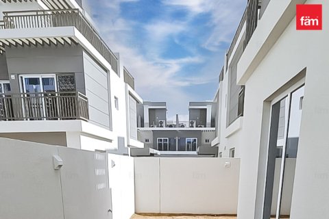 Villa en alquiler en Dubai, EAU 4 dormitorios, 170.2 m2 № 703680 - foto 10
