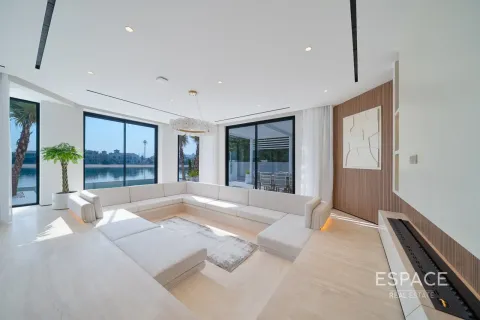 Villa sa Palm Jumeirah, Dubai, UAE 4 silid-tulugan, 550 sq.m. № 649467 - larawan 3