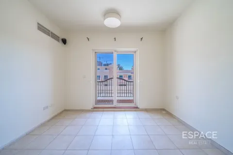 Townhouse til salg i Dubai Sports City, Dubai, UAE 4 soveværelser, 311 kvm № 649463 - foto 7