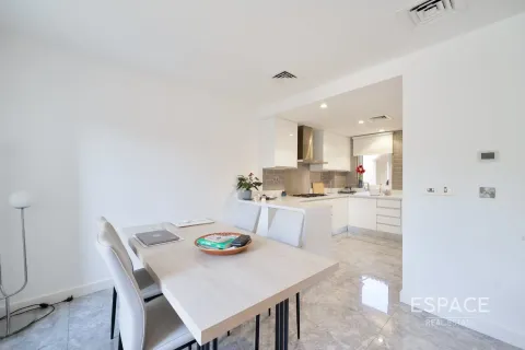 Vilë në Arabian Ranches, Dubai, Emiratet e Bashkuara Arabe 2 dhoma gjumi, 175 m2. № 649468 - Foto 5