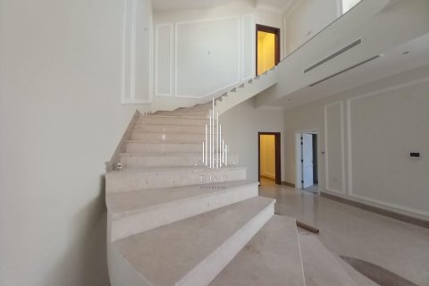 Vila v Al Shawamekh, Abu Dhabi, SAE 6 ložnice, 706.1 m² Č.: 549017 - fotografie 13