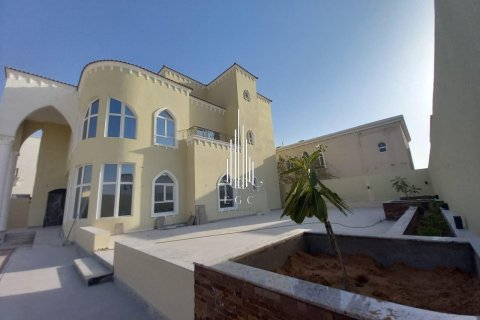 Vila v Al Shawamekh, Abu Dhabi, SAE 6 ložnice, 706.1 m² Č.: 549017 - fotografie 18