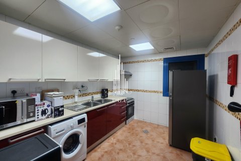 Пәтер Al Nahyan Camp, Абу-Даби, БАӘ-да 2 жатын бөлмелер, 185.8 м² № 549020 - фото 5
