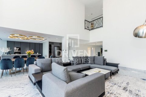 Vilë në Dubai Marina, Dubai, Emiratet e Bashkuara Arabe 4 dhoma gjumi, 413 m2. № 654944 - Foto 5