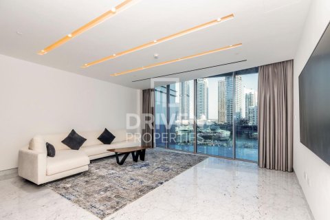Vilë në Dubai Marina, Dubai, Emiratet e Bashkuara Arabe 4 dhoma gjumi, 413 m2. № 654944 - Foto 18