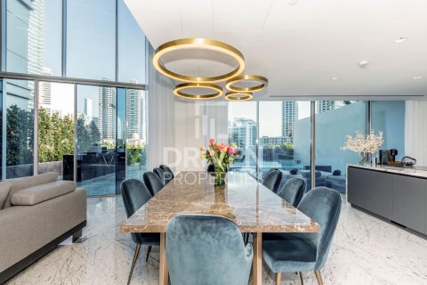 Vilë në Dubai Marina, Dubai, Emiratet e Bashkuara Arabe 4 dhoma gjumi, 413 m2. № 654944 - Foto 16