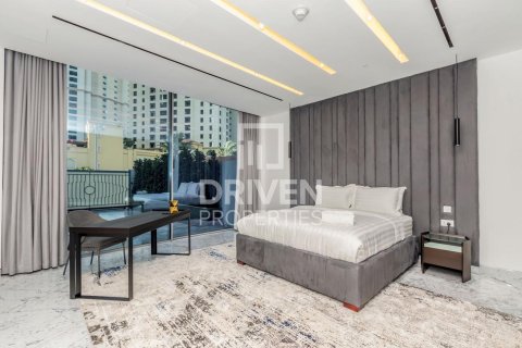 Vilë në Dubai Marina, Dubai, Emiratet e Bashkuara Arabe 4 dhoma gjumi, 413 m2. № 654944 - Foto 15
