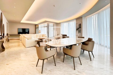 Зняти в оренду квартиру в Даунтаун Дубай (Даунтаун Бурдж Дубай), Дубай, ОАЕ 4 спальні, 481м2, № 654929 - фото 3