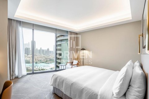 Huoneisto Downtown Dubai (Downtown Burj Dubai), Arabiemiraatit 2 makuuhuonetta, 117 m2 № 654943 - kuva 9