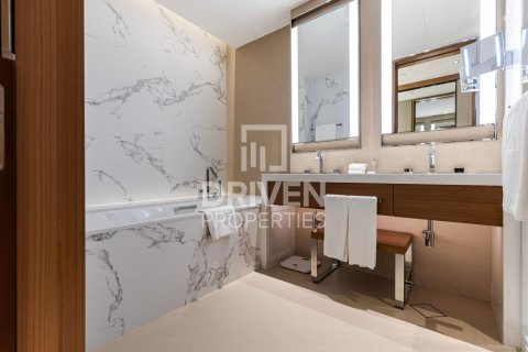 Apartamento para arrendamento em Downtown Dubai (Downtown Burj Dubai), Dubai, EAU 3 quartos, 145 m2 № 654946 - foto 15