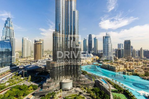 Apartamento para arrendamento em Downtown Dubai (Downtown Burj Dubai), Dubai, EAU 3 quartos, 145 m2 № 654946 - foto 1