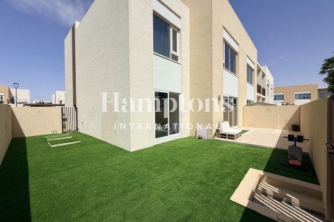 Зняти в оренду квартиру в Dubai South (Dubai World Central), Дубай, ОАЕ 3 спальні, 222.77953594м2, № 702204 - фото 11