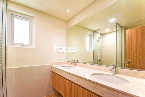 Řadový dům v Dubai Land, Dubai, SAE 4 ložnice, 207 m² Č.: 626013 - fotografie 8