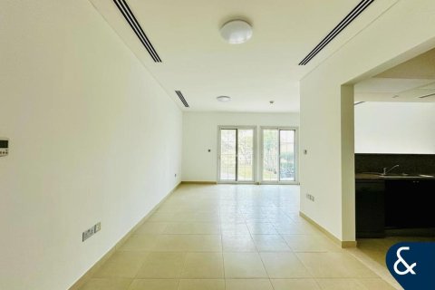 Townhouse de vânzare în Jumeirah Village Circle, Dubai, EAU 2 dormitoare, 180 mp. №667271 - poză 10