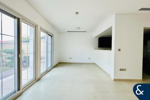 Townhouse de vânzare în Jumeirah Village Circle, Dubai, EAU 2 dormitoare, 180 mp. №667271 - poză 8