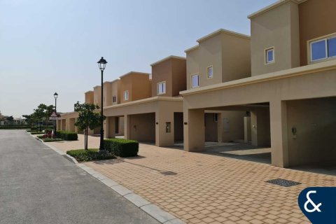 Townhouse di Dubai Land, Dubai, UEA 3 kamar tidur, 176 m2 nomor 667267 - foto 1