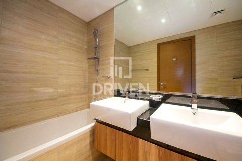 Appartement à louer à Business Bay, Dubai, EAU 2 chambres, 103.77 m2 № 768568 - photo 13