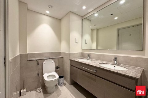 Διαμέρισμα σε Dubai, ΗΑΕ 2 υπνοδωμάτια, 108.2 τ.μ. Αρ. 702737 - φωτογραφία 19