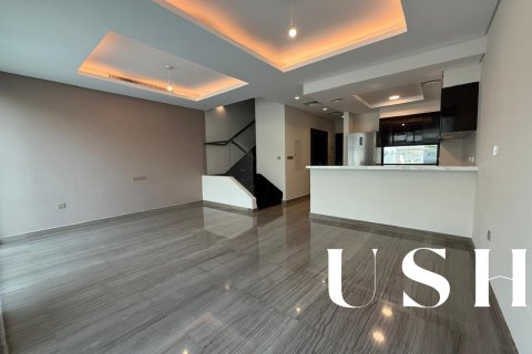 Shtëpi në qytet në DAMAC Hills (Akoya by DAMAC), Dubai, Emiratet e Bashkuara Arabe 3 dhoma gjumi, 179 m2. № 621018 - Foto 21