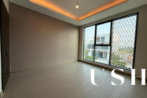 Shtëpi në qytet në DAMAC Hills (Akoya by DAMAC), Dubai, Emiratet e Bashkuara Arabe 3 dhoma gjumi, 179 m2. № 621018 - Foto 9