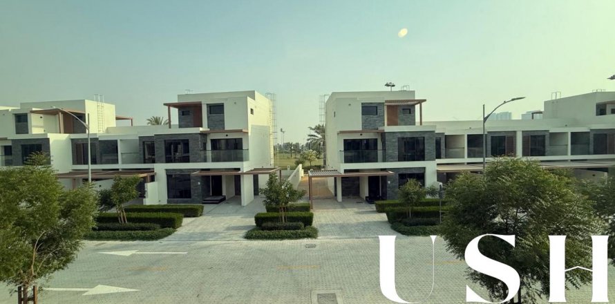 Shtëpi në qytet në DAMAC Hills (Akoya by DAMAC), Dubai, Emiratet e Bashkuara Arabe 3 dhoma gjumi, 179 m2. № 621018
