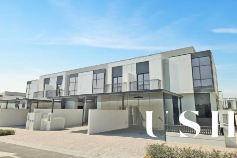 טאונהאוס להשכרה ב Al Furjan, Dubai, איחוד האמירויות  4 חדרי שינה, 358 מ"ר, מספר 621025 - תמונה 15