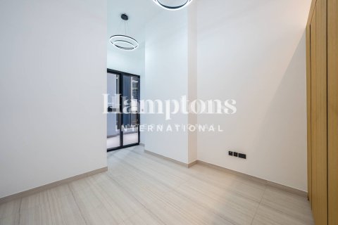 Apartament de închiriat în Business Bay, Dubai, EAU 3 dormitoare, 129.69258800 mp.  №651379 - poză 17