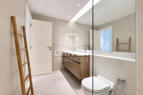Apartman u Jumeirah, Dubai, UAE 2 spavaćih soba, 120.03 m2 Br. 742959 - fotografija 17