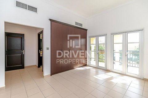 Villa in The Villa, Dubai, UAE 4 bedrooms, 646 sq.m. № 602224 - photo 9