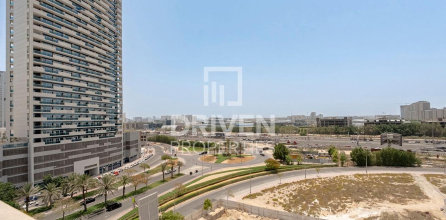 Dvīņu māja Jumeirah Village Triangle, Dubaijā, AAE 3 istabas, 168 m2 Nr. 654231