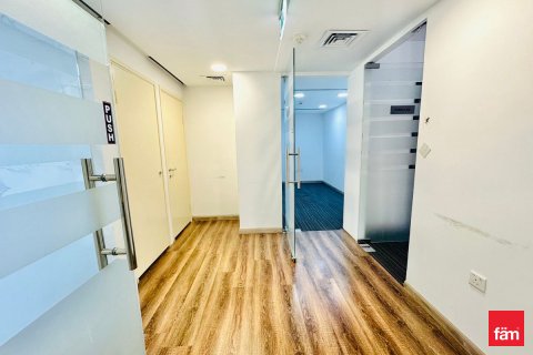 Office in Deira, Dubai, UAE 210.8 sq.m. № 647831 - photo 6