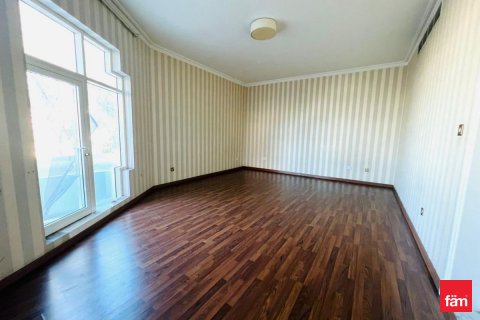 Vilă de închiriat în Mirdif, Dubai, EAU 5 dormitoare, 1393.5 mp.  №647827 - poză 3