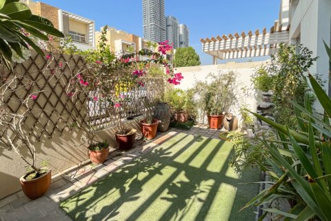 Villa sa Jumeirah Village Circle, Dubai, UAE 4 silid-tulugan, 169 sq.m. № 722547