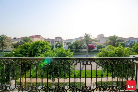Üürile anda villa asukohaga Dubai, AÜE: 5 magamistoaga, 570.3 m² Nr 702757 - pilt 18