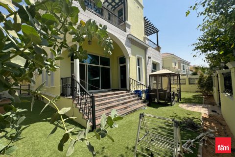 Üürile anda villa asukohaga Dubai, AÜE: 5 magamistoaga, 570.3 m² Nr 702757 - pilt 16