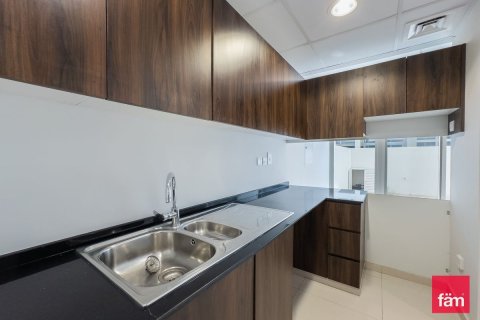 Kuća u nizu u Dubai, UAE 5 spavaćih soba, 112.2 m2 Br. 702756 - fotografija 14