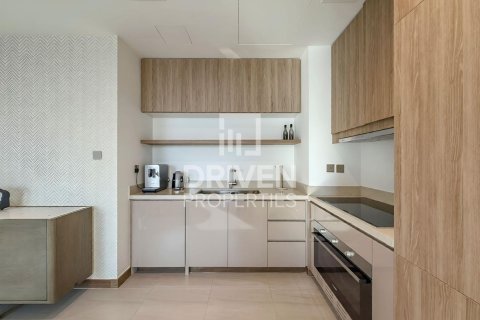 Huoneisto Business Bay, Dubai, Arabiemiraatit 3 makuuhuonetta, 175.77 m2 № 755809 - kuva 6