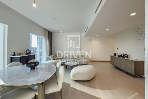Huoneisto Business Bay, Dubai, Arabiemiraatit 3 makuuhuonetta, 175.77 m2 № 755809 - kuva 5
